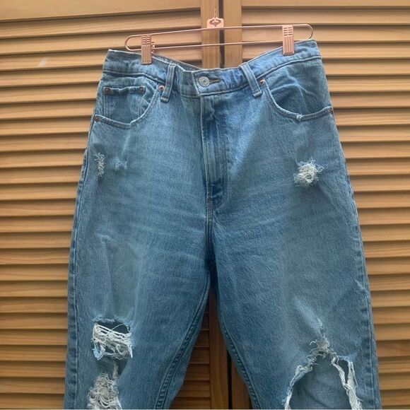 Abercrombie & Fitch High Rise Mom Jean Size 32 - Picture 2 of 6